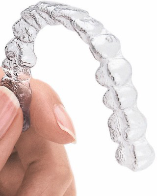 Invislaign clear brace